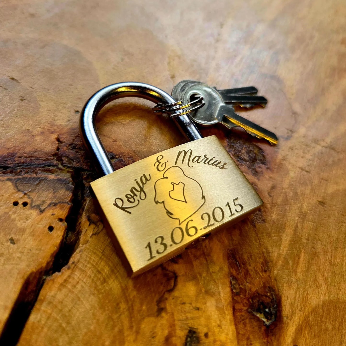 Kleines Liebesschloss mit Gravur personalisiert