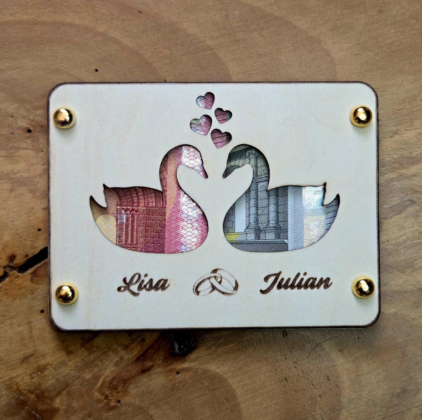 Geldgeschenk Hochzeit personalisiert – Holzkarte mit Namen & Gravur – Geschenk zur Hochzeit / Verlobung