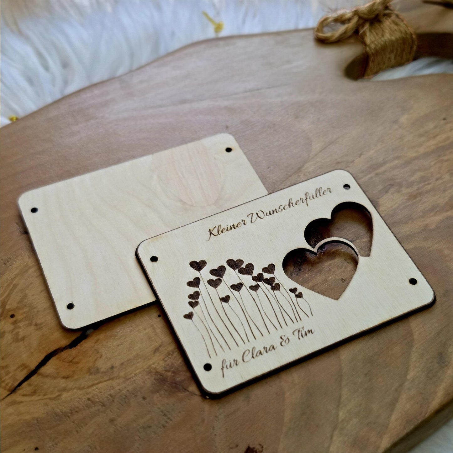 Wunscherfüller Geldgeschenk personalisiert – Holzkarte mit Gravur & Namen – kreatives Geschenk mit Geldfach