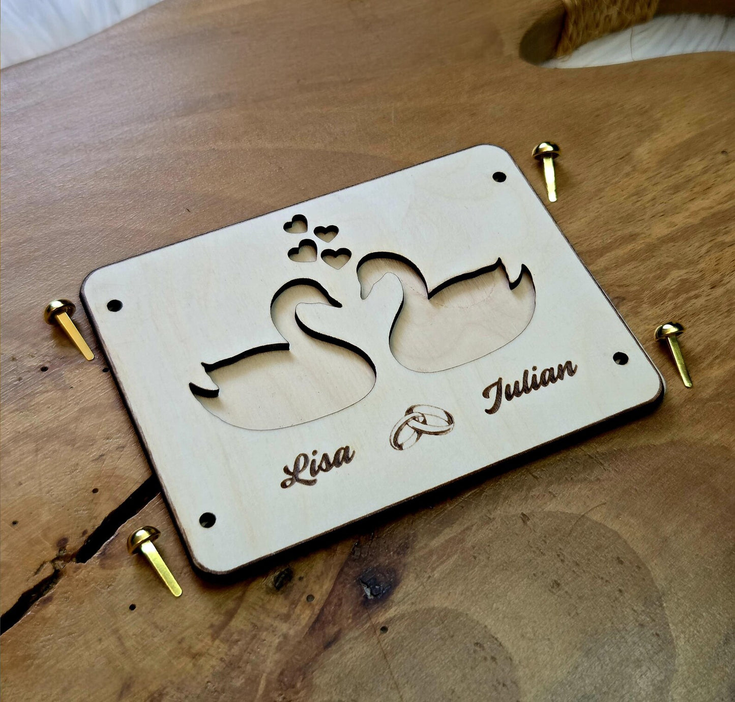 Geldgeschenk Hochzeit personalisiert – Holzkarte mit Namen & Gravur – Geschenk zur Hochzeit / Verlobung